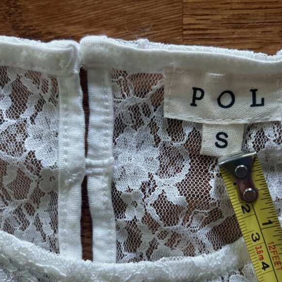 POL Women's Ivory Lace Crop Top Button Back S Tank Sheer Mesh Cropped Bralette - Picture 3 of 3
